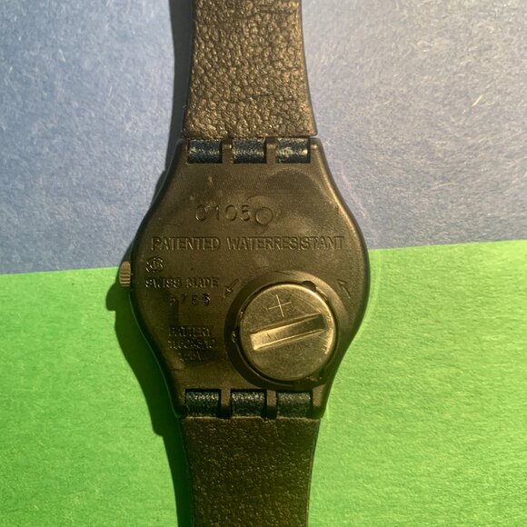 SWATCH Watch NEVER WORN/ORIGINAL CASE, Vintage 90's RARE "Johnny Guitar" Style - Picture 5 of 8